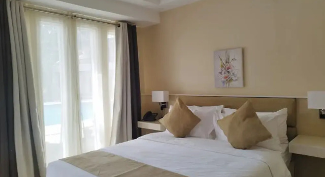 Casa Marta Hotel, Забронировать Отель Отели Илоило с завтраком, рядом с Особняк Моло, Завтраки
