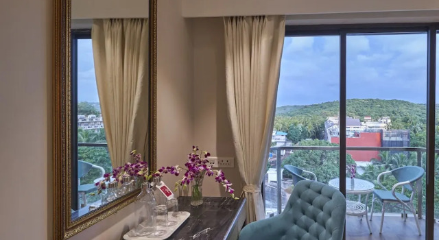 Двухместный клубный номер Standard с балконом Regenta Central Imperial Candolim Goa