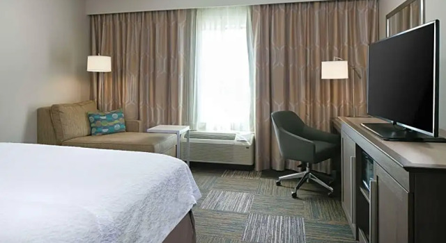 Номер Premium Hampton Inn & Suites Mason City