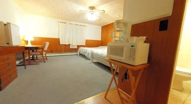 The Riverside Inn, Забронировать Отель Стоу Stowe-Smuggler's Notch