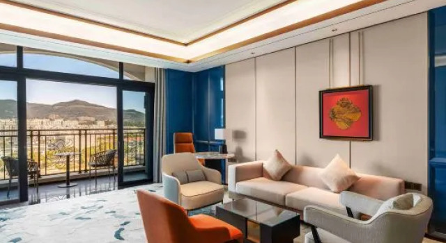 Семейный люкс Howard Johnson Maitreya Plaza Xikou
