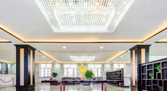 Huaxin Hotel (Junshang Outlets), Book Hotel Hotels in Inner Mongolia with Parking, Parking