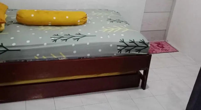 Express O 91597 Sharie Homestay Syariah, Rezerwuj Hotel Bandar Lampung Sumatra