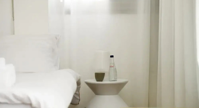 Stylish 2-Bedroom Green Oasis, Забронировать Апартаменты/квартира Тель-Авив Тель-Авивский округ, рядом с Independence Hall Museum