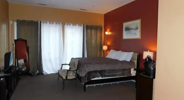 Двухместный люкс Standard Freeport Wine Country Inn