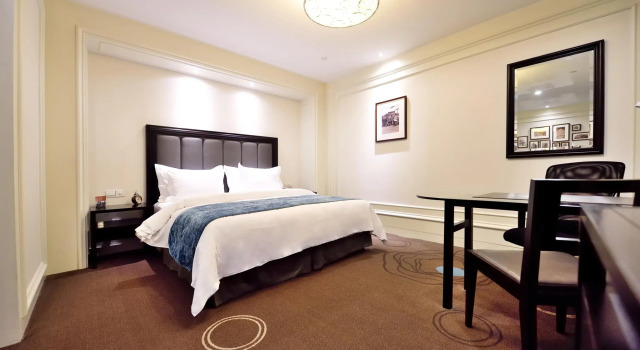 Двухместный номер Deluxe Metropolo Classiq, Shanghai, YMCA-People square, Jinjiang Hotel