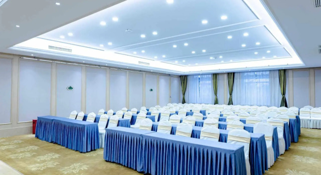Vienna International Hotel (Baoding Yuhua Road Branch)