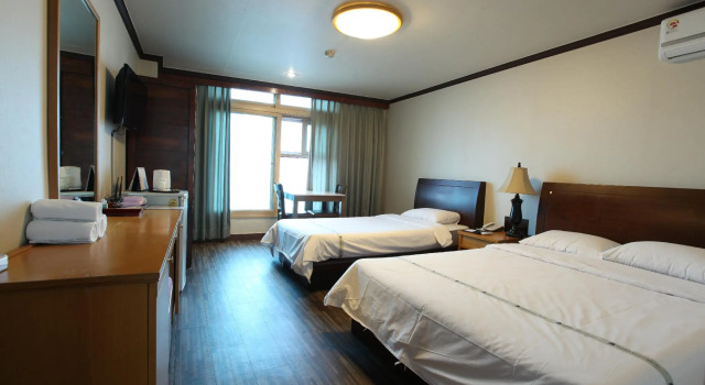 Двухместный номер Standard Benikea Hotel Mountain & Ocean Daepohang