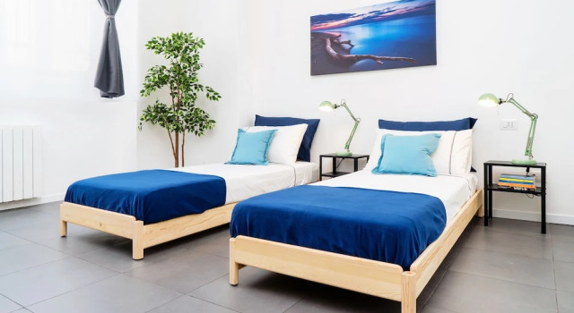 Modern flat near the city center, Buchen Sie Hotel Certosa Mailand