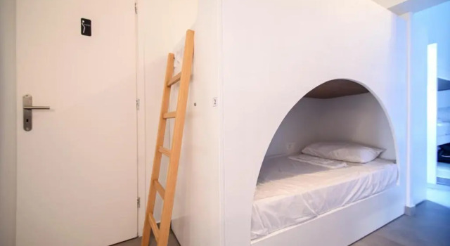 Central Oia Hostel