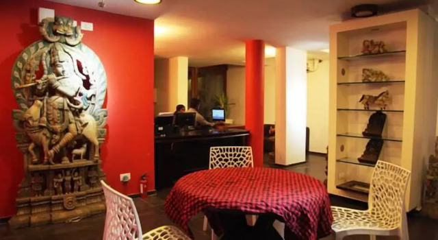 Purple Hotels Resorts, Забронировать Отель Отели штата Тамилнада с бассейном, Бассейн