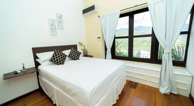 Junior Suite Reggae Legends Estate