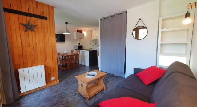 Appartement La Plagne, 1 pièce, 4 personnes - FR-1-353-62