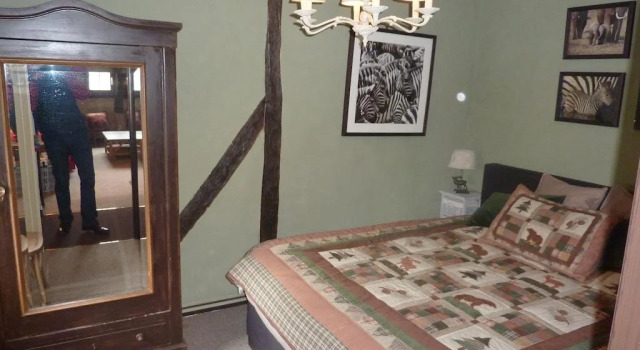 Gite La Petite Capri Ardennaise, Rezervovat Hotel Hotely v Lutych s parkováním, Parkování
