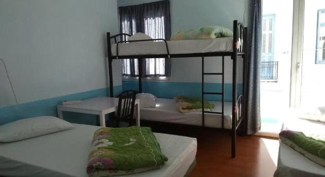 Кровать в общем номере SAN REMO HOSTEL