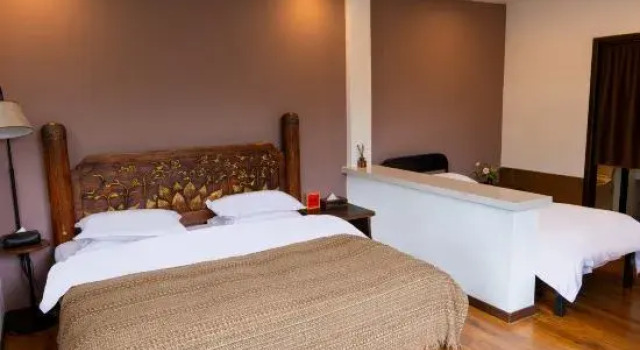 Rodzinny suite z widokiem na góry 9-Phase Cafe & Inn