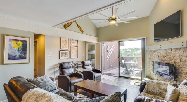Boat Slip & Pools: Waterfront Osage Beach Condo!