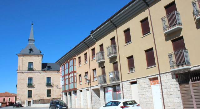 Ático Vista Alegre, Забронировать Отель Лерма Burgos Province, рядом с Пассаж герцога де Лерма