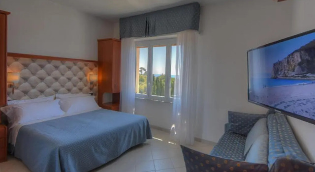 Трёхместный номер Standard Hotel Noris