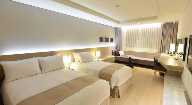 Luksusowy dwuosobowy pokój Pacific Hotel