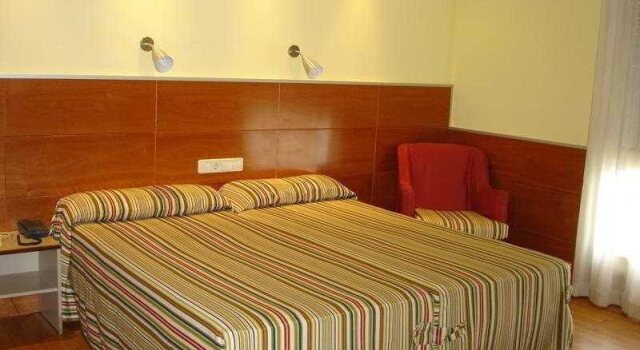 Hotel Girona Nord, Rezervasyon Otel Sarria de Ter Gironès