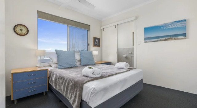 Апартаменты Deluxe The Burlington Holiday Apartments