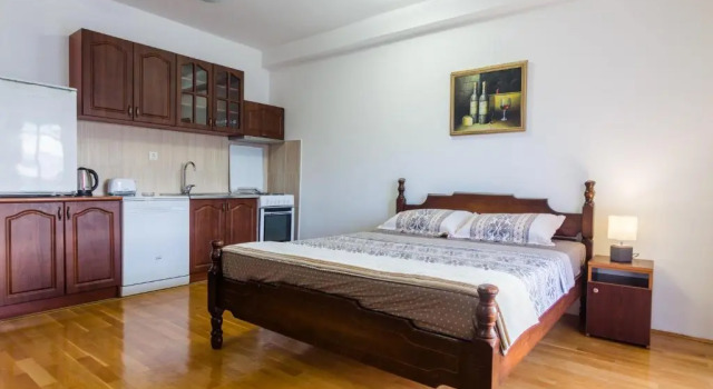 Bright Guest House, Забронировать Гостевой дом Подгорица Община Подгорица, рядом с Авантюристический парк