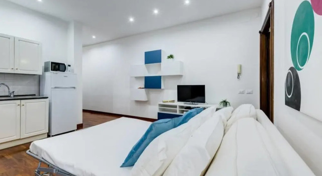 Modern and Bright Flat/5 Guests/close to Vatican, Prenota Hotel Roma Lazio