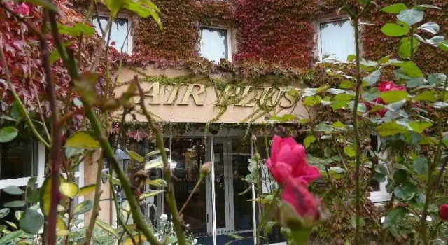 Air Plus Hotel