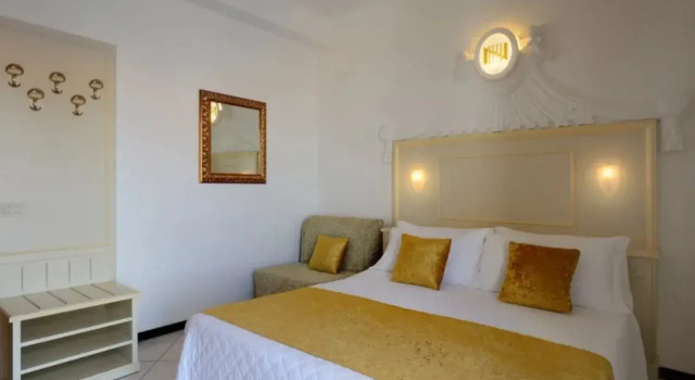 Hotel Nord Est, Забронировать Отель Отели Побережья Марок 4 звезды, 4*