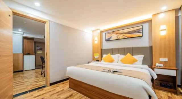 Люкс Huangchuan Zhongyuan Hotel
