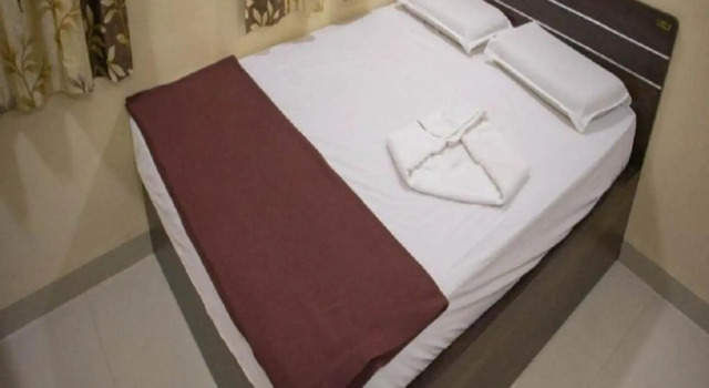 Shri Vasant Lodge, Buchen Sie Hotel Hubli-Dharwar Karnataka