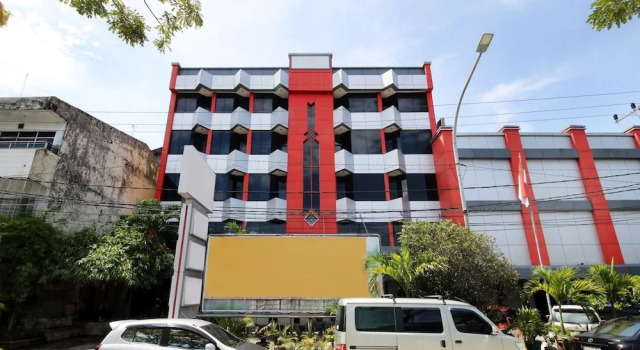 Airy Wajo Tentara Pelajar 50 Makassar, Prenota Hotel Hotel a Sulawesi con parcheggio, Parcheggio