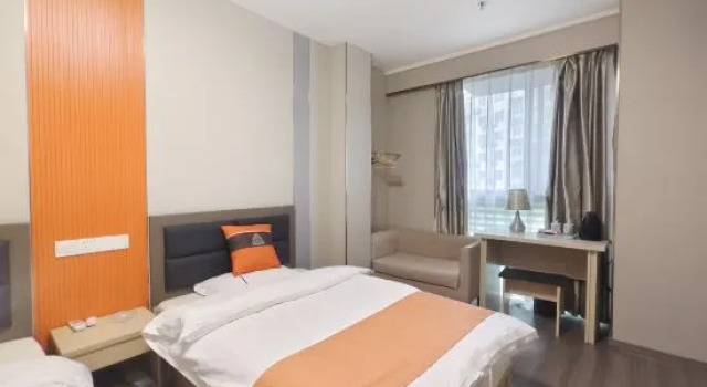 Rujia Huayi Hotel (Second Affiliated Hospital of Nanjing University of Finance and Economics), Prenota Hotel Nanchino Jiangsu, vicino a Yuejiang Tower