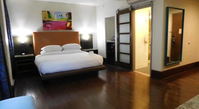 Номер Standard The Tudor Arms Hotel Cleveland - a DoubleTree by Hilton