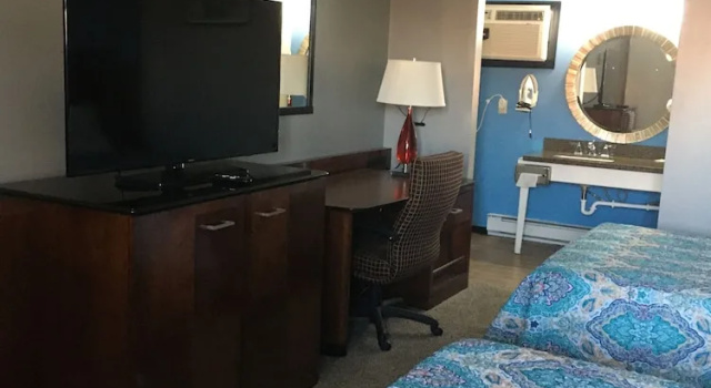 Deluxe Neljän hengen huone Viking Motel