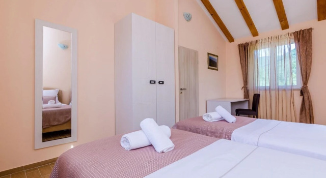 Villa Leona - Three-bedroom Villa With Private Pool ID Direct Booker 10945, Забронировать Вилла Конавле Дубровницко-Неретванская жупания