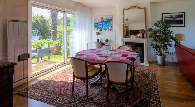 Holiday Home in Perros-guirec Near Beaches, Rezerwuj Hotel Perros-Guirec 