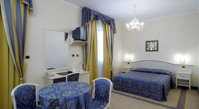 Полулюкс Vald Hotel