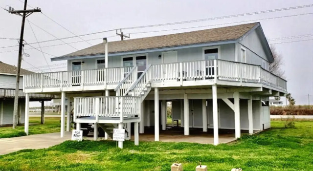 Beach and Pool - 3 Br Home