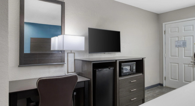 Двухместный номер Standard SureStay Hotel by Best Western Spring North Houston