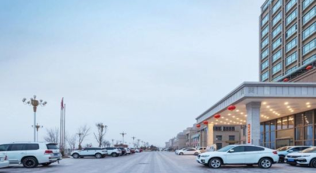 Guoyu Grand Hotel (Hetian Yulong Kashi River Yudu City Branch), Varaa Hotelli Hotan Xinjiang