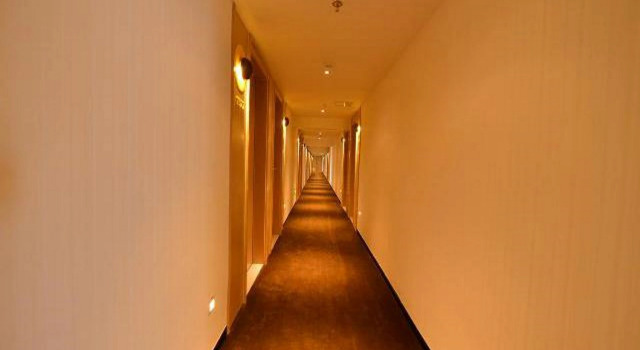 7 Days Inn Qingyuan Lianzhou Beihu Road Branch, Rezervasyon Otel Guangdong otoparklı oteller, Otopark