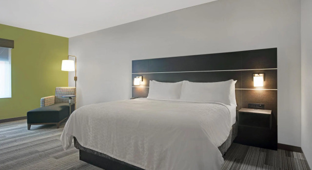 Двухместный люкс Holiday Inn Express - Milwaukee Downtown by IHG