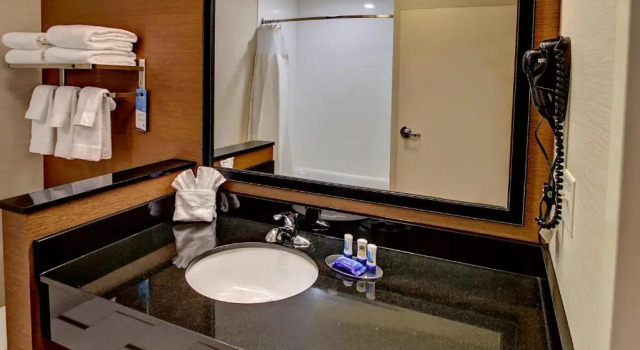 Четырёхместный номер Standard Fairfield Inn and Suites Oklahoma City Yukon