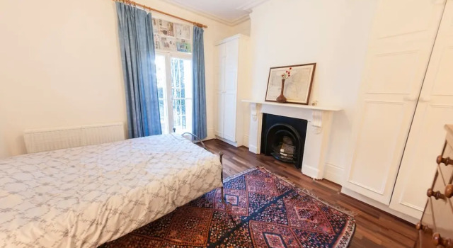 Newly Refurbished Victorian Style Flat for 2, Забронировать Отель Отели Лондона 3 звезды, рядом с Больница Чаринг-Кросс, 3*