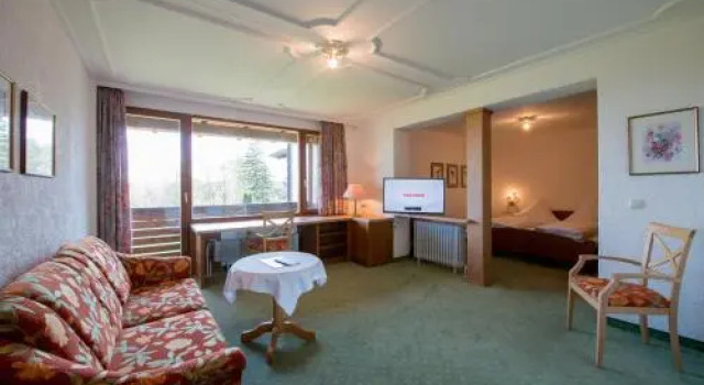 Hotel St. Ulrich Garni, Reserva ahora Hotel Hoteles en Ottobeuren con piscina, Piscina