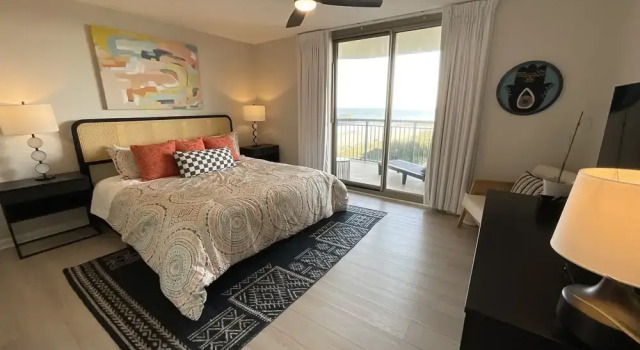 504 Brighton 2 Bedroom Condo