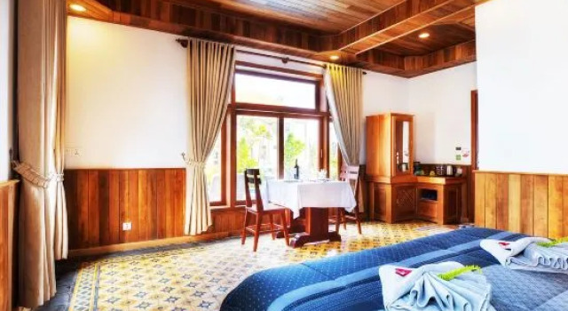 Люкс с 2 комнатами с балконом KNN Resort Mondulkiri