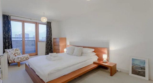 2 Bedroom Apartment Near Stepney Green, Varaa Huoneisto Asunnot kohteessa Merseyside, Huoneisto